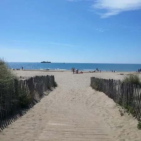 Appartement Avec Parking Plage Richelieu *