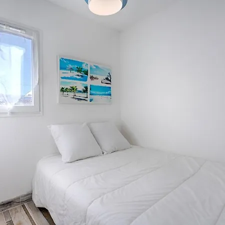 Appartement Avec Parking Plage Richelieu *